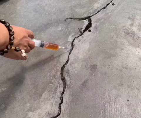 九龙坡混凝土裂缝修补技术详解​